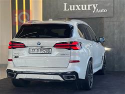 بی ئێم دەبڵیو X5